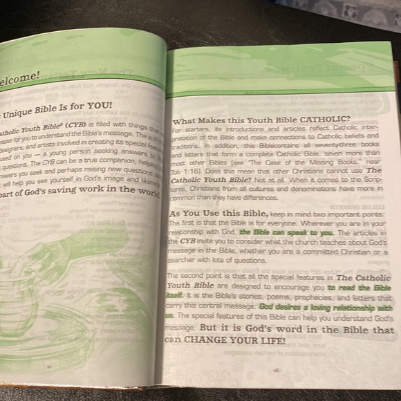 The Catholic Youth Bible (Catholic Edition) NRSV Catholic Edition - Picture 8 of 12